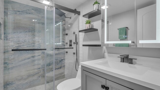 Foto del edificio - 5680 SW 3rd Pl