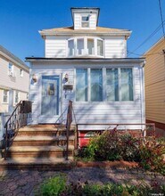 Building Photo - 90-37 186th St