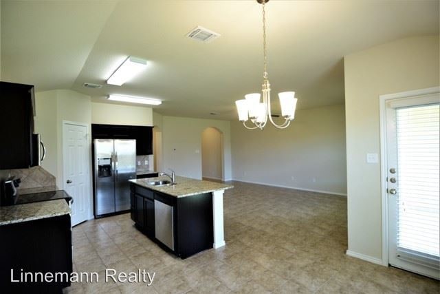 Building Photo - 3 br, 2 bath House - 5403 Waterbank Lane