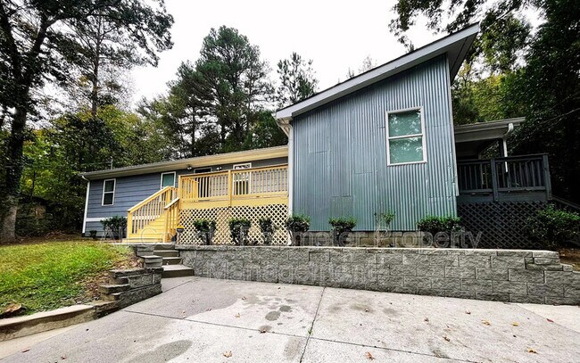 Foto del edificio - 837 Forrest Cir SE