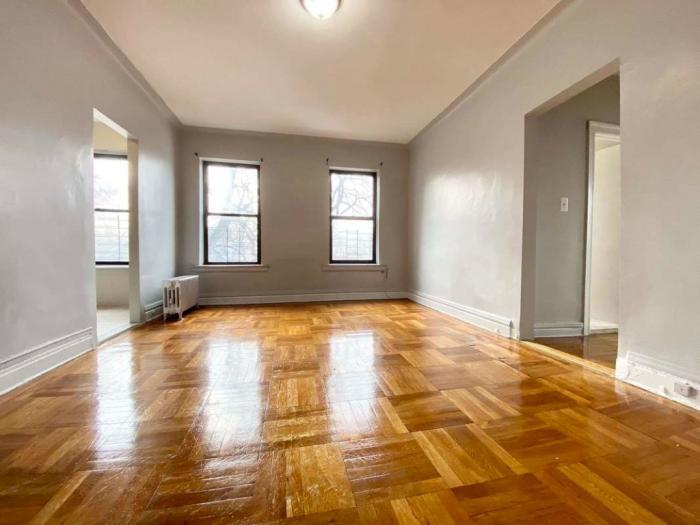 Foto principal - 2 bedroom in BRONX NY 10467