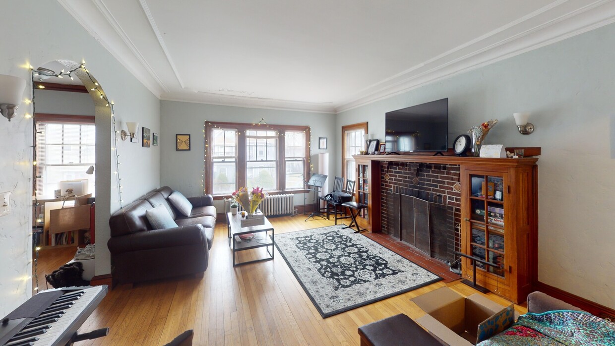 Primary Photo - 70 Nottinghill Rd
