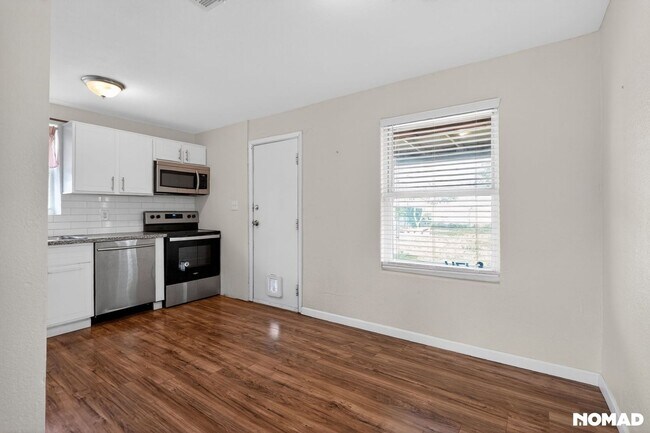 Foto del edificio - Charming 2BR House in Phoenix