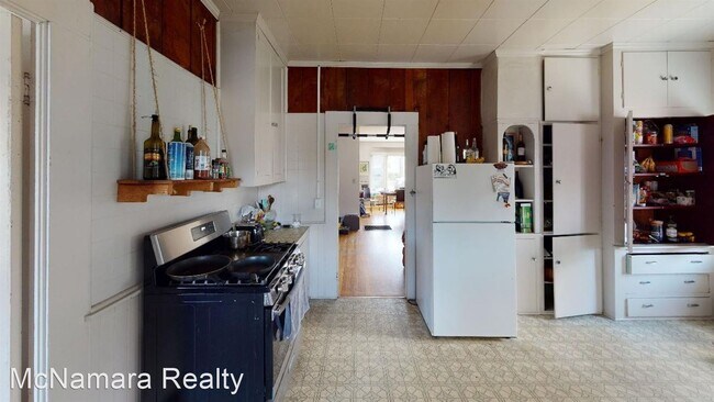 Foto del edificio - 4 br, 1 bath House - 1354 Peach Street