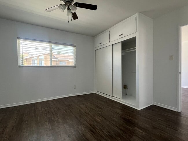 Foto del edificio - 2000 Carnegie Ln