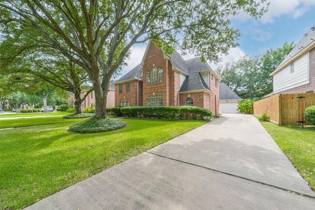 Foto del edificio - 1706 Galleon Oaks Dr