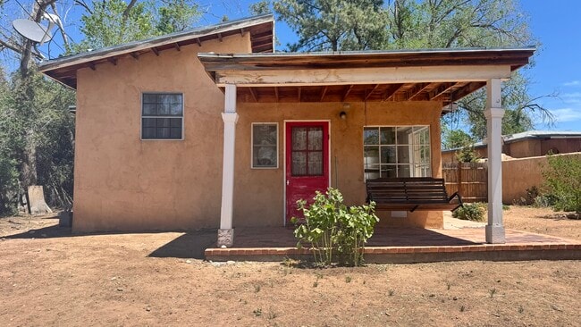 Building Photo - 4910 Nicholas Pl
