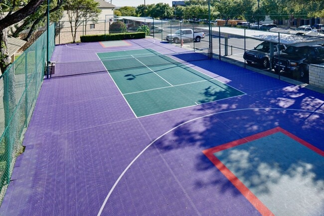 Building Photo - 3500 Greystone Dr