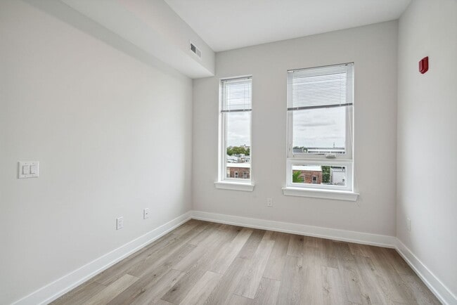 Interior Photo - The Dally