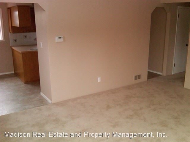 Building Photo - 3 br, 1.5 bath House - 1228 E. Olympic Ave.