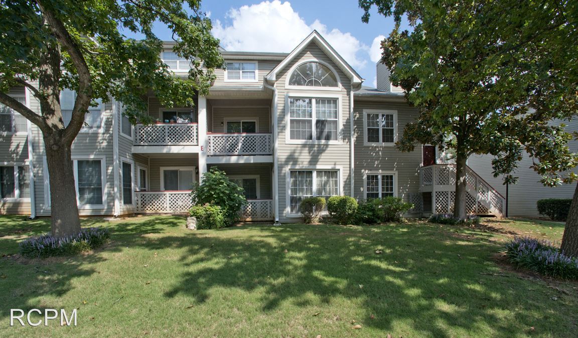 Primary Photo - 2 br, 2 bath House - 1039 Stones Throw