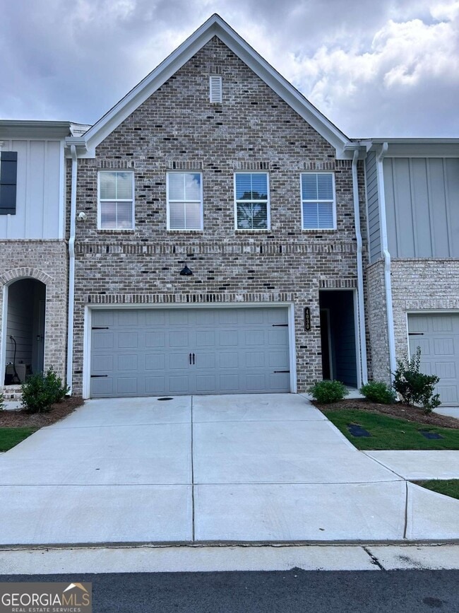 Building Photo - 4030 Denton Dr