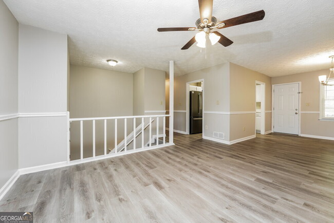 Foto del edificio - 80 Belmont Park Ln