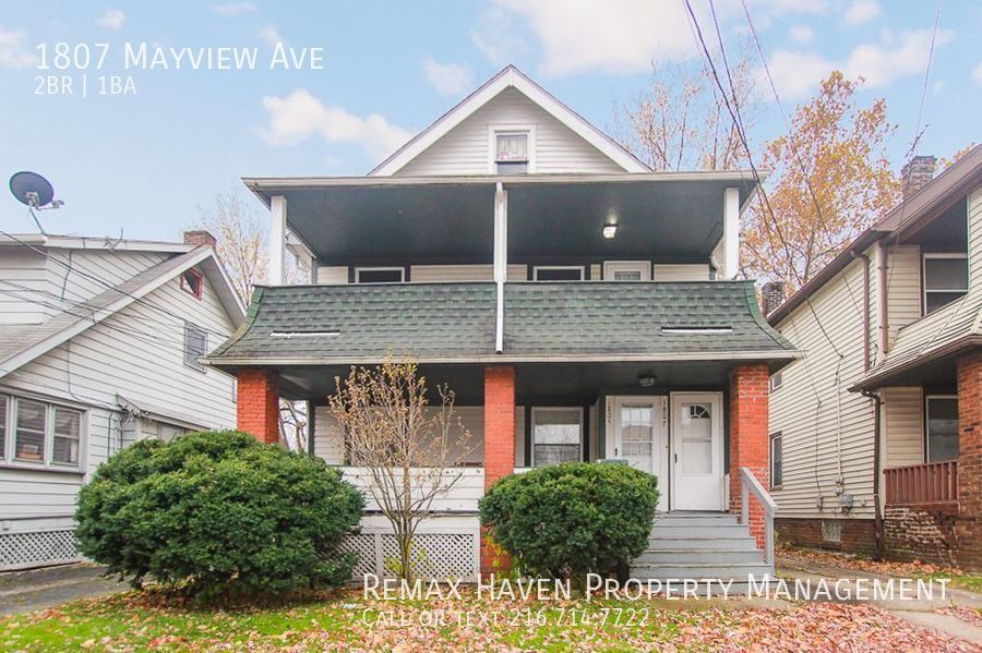 Primary Photo - 1807 Mayview, UP, Cleveland - Spacious 2 b...