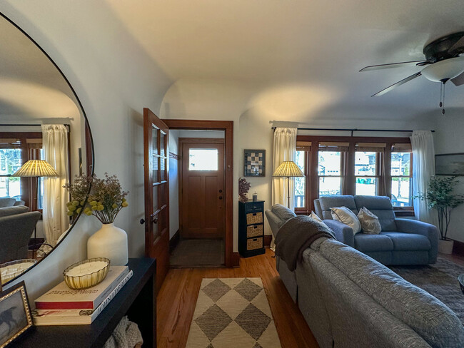 Living Room Showing Door to Front of House - 1407 E Elmdale Ct