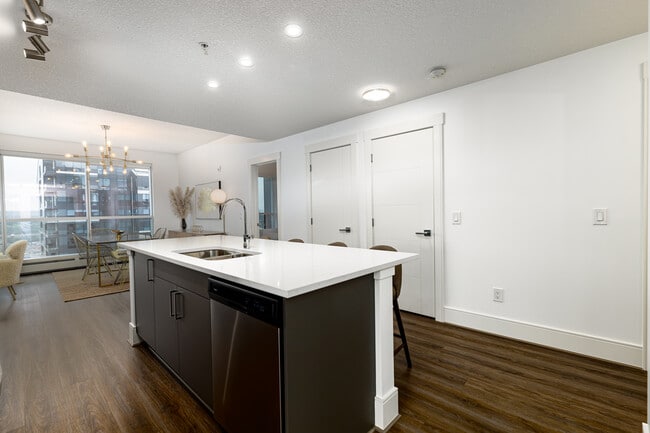 Building Photo - West Village Towers