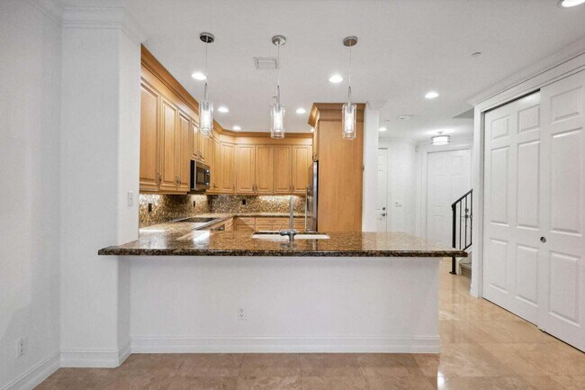 Foto del edificio - 3873 NE 22nd Way