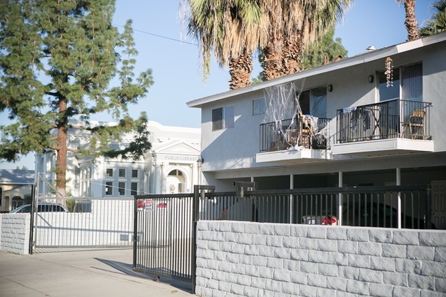 Building Photo - The Baker Residences