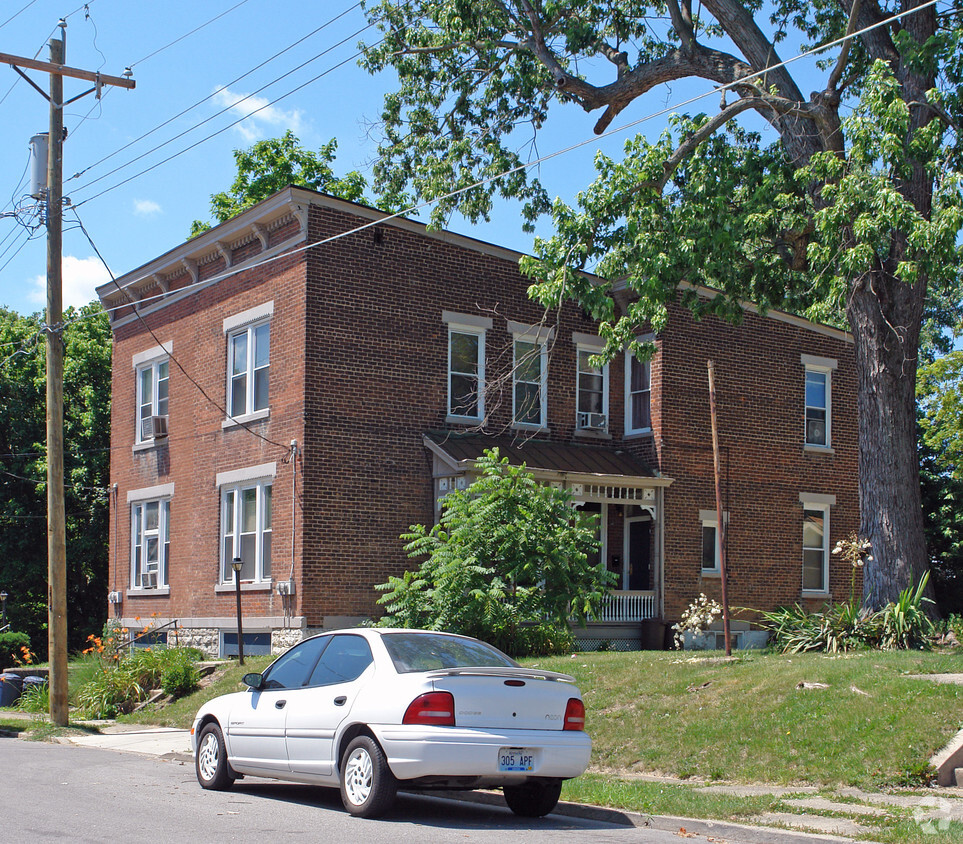 Building Photo - 4309-4311 Vermont Ave