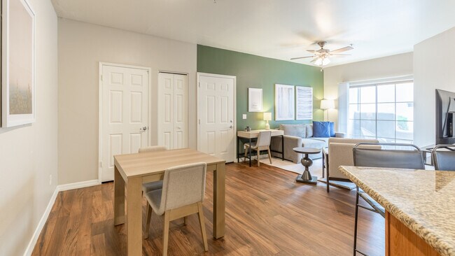 Building Photo - 9259 E Raintree Dr