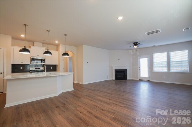 Foto del edificio - 1403 Caracara Ct