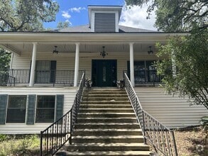 Building Photo - 617 Blanco St