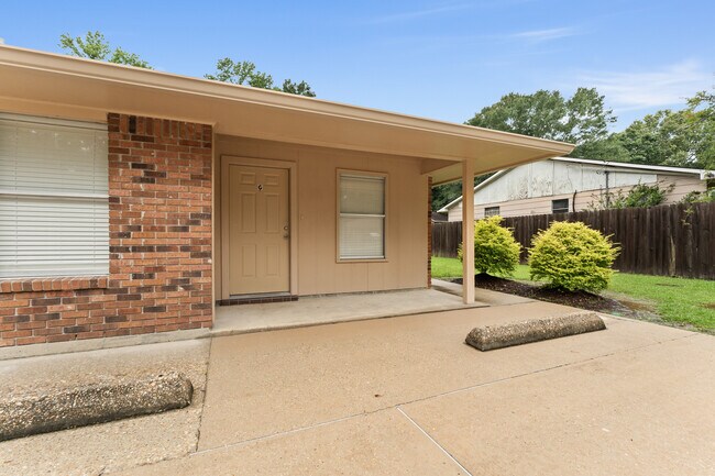 Foto del edificio - 29511 Burns Ln