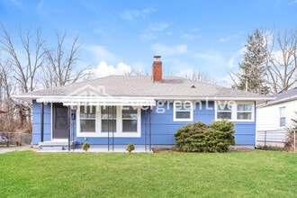 Building Photo - 3726 N Layman Ave