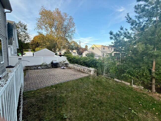 Foto del edificio - 8 Brandley Rd