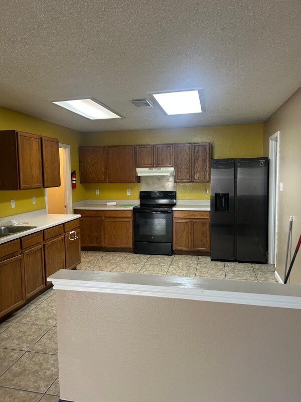 Foto del edificio - 8527 Morning Grove