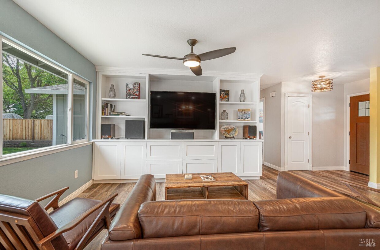 Foto principal - 849 Colleen Dr