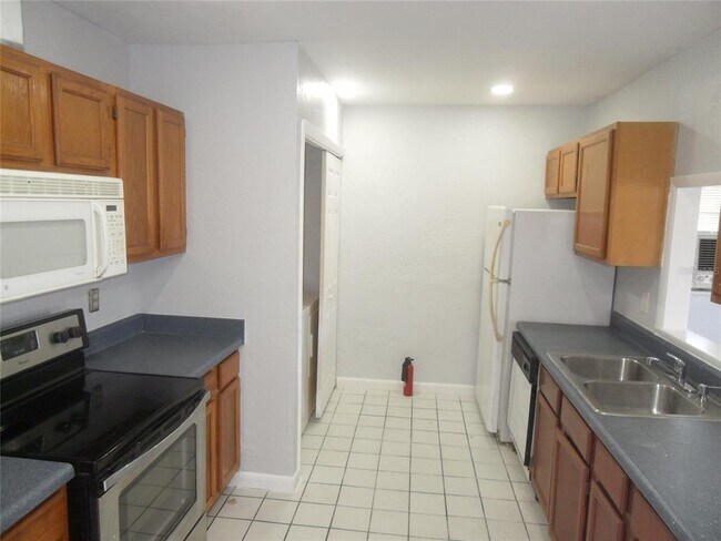 Foto del edificio - 5301 Andrus Ave