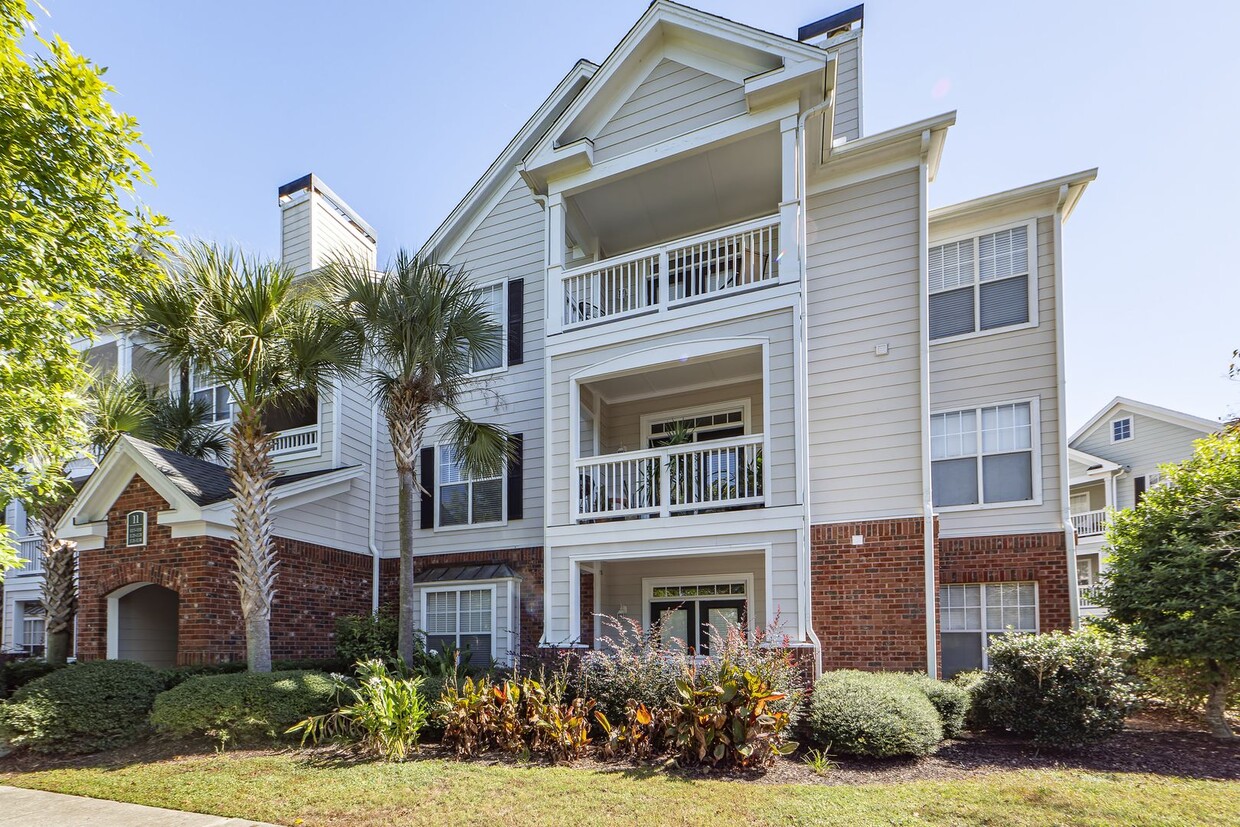 Primary Photo - 2 Bedroom 1 Bath Condo in Concord West of the Ashely - West Ashley