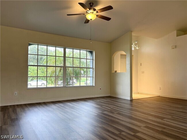 Foto del edificio - 6143 Hendley Ct