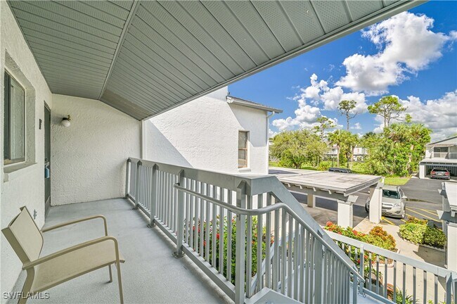 Foto del edificio - 17458 Blueberry Hill Dr