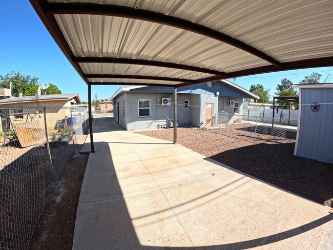 Foto del edificio - 1255 W Ethel Ave