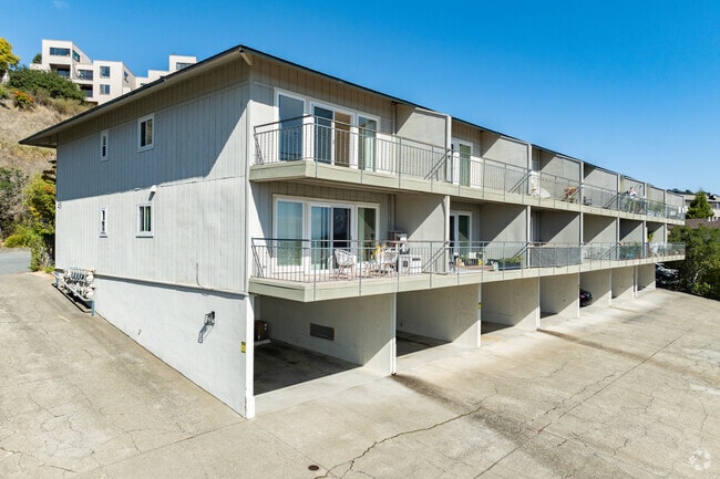 Primary - 451 Via Casitas