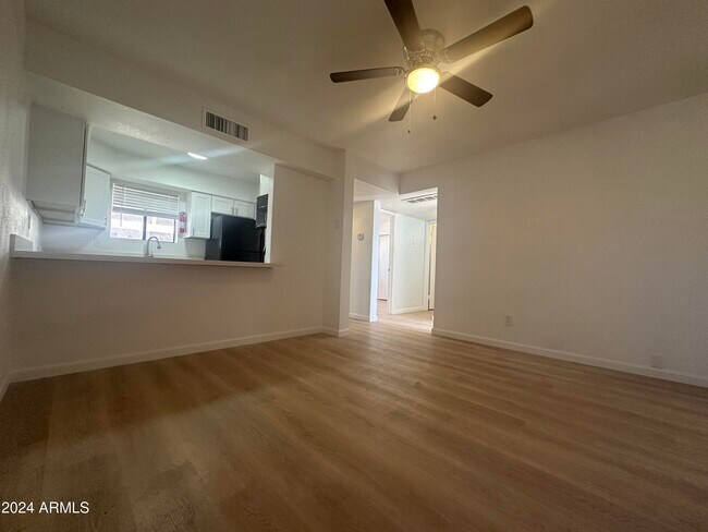Building Photo - 2650 E McKellips Rd