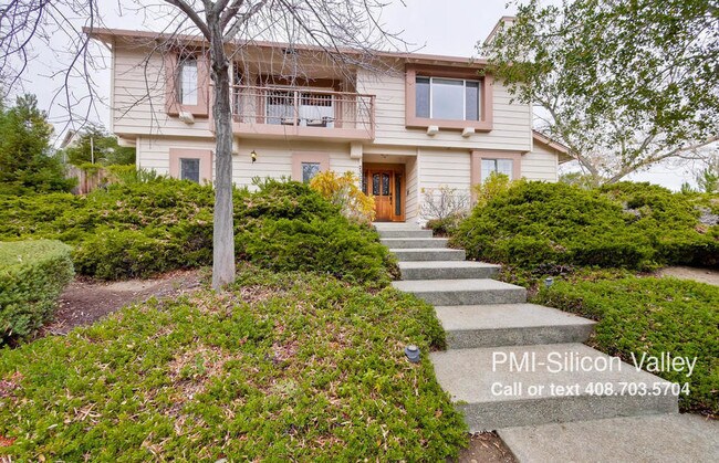 Building Photo - 23005 Standing Oak Ct