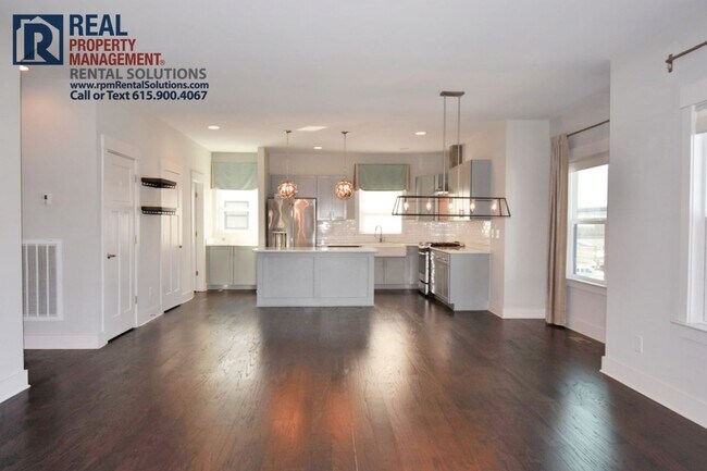 Foto del edificio - Wonderful 3 bedroom 3.5 bath in Sylvan Par...