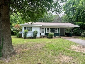 Building Photo - 2124 W Wedington Dr