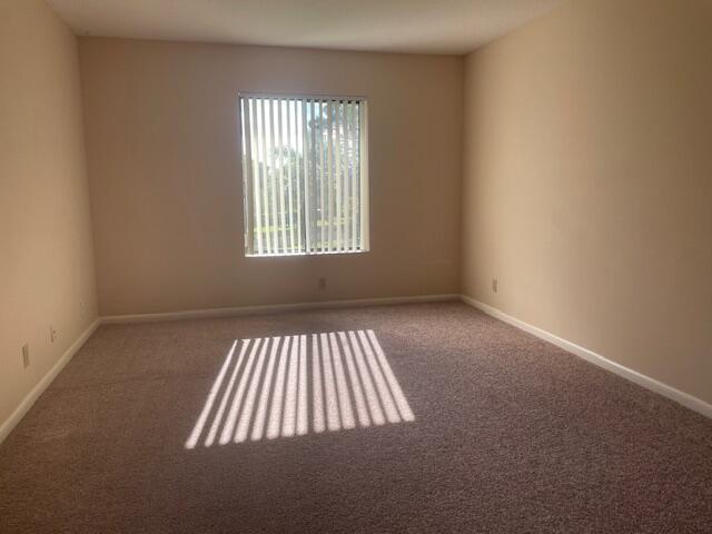 Building Photo - 703 Sunny Pine Way