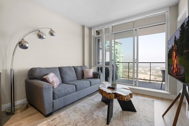 Building Photo - 1188-1183 3 St SE