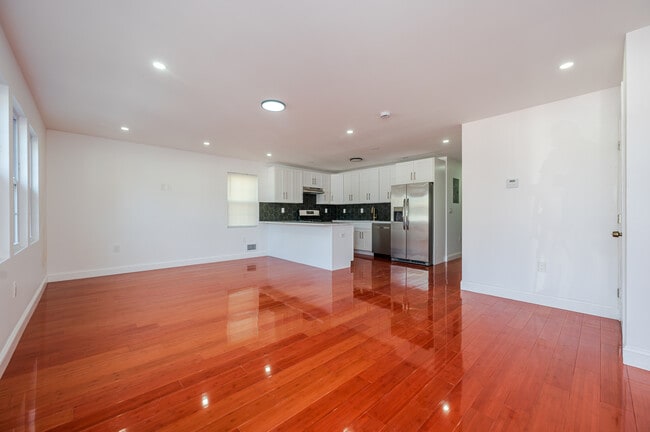 Foto del edificio - 10713 220th St