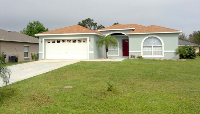 Building Photo - 542 Hummingbird Ct