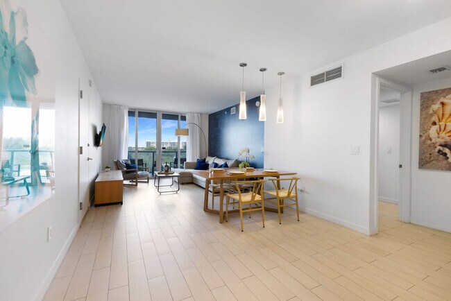 Foto del edificio - 2602 E Hallandale Beach Blvd