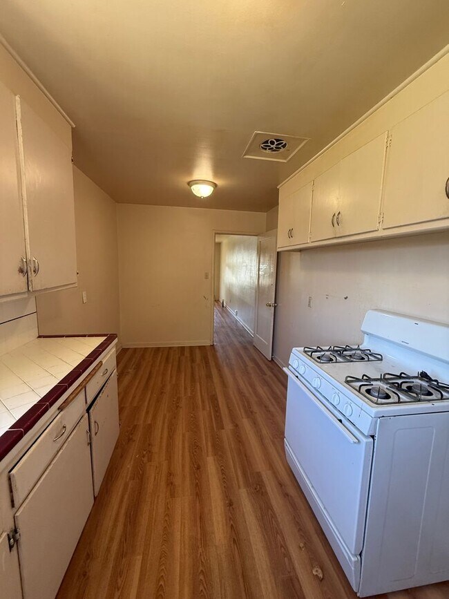 Foto del edificio - updated 2 bedroom duplex