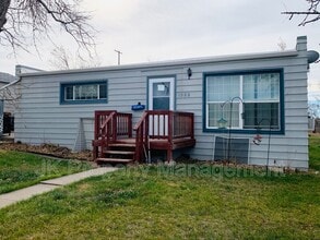 Building Photo - 1322 1st Ave NW