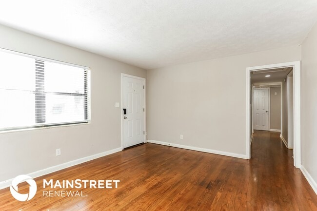 Building Photo - 6215 Pine Cove Ln