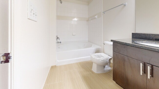 Interior Photo - 1301 Thomas Circle